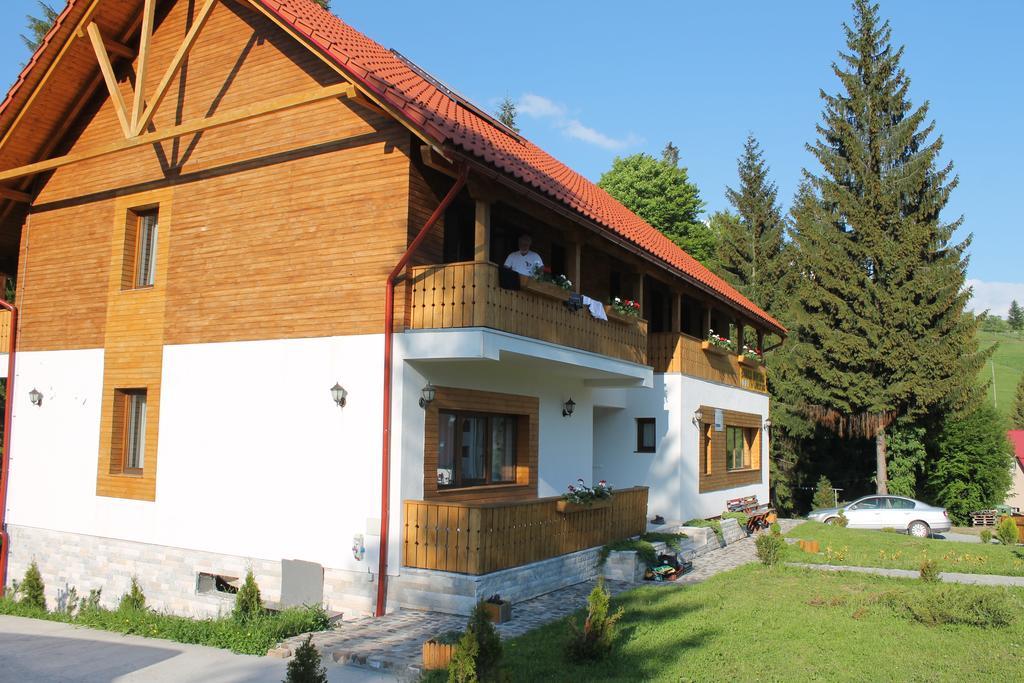 Arnica Montana Hotel Arieseni Ngoại thất bức ảnh